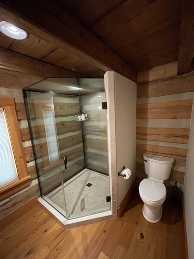 Bathroom 3, Silver Lake Bed and Breakfast, Rockingham