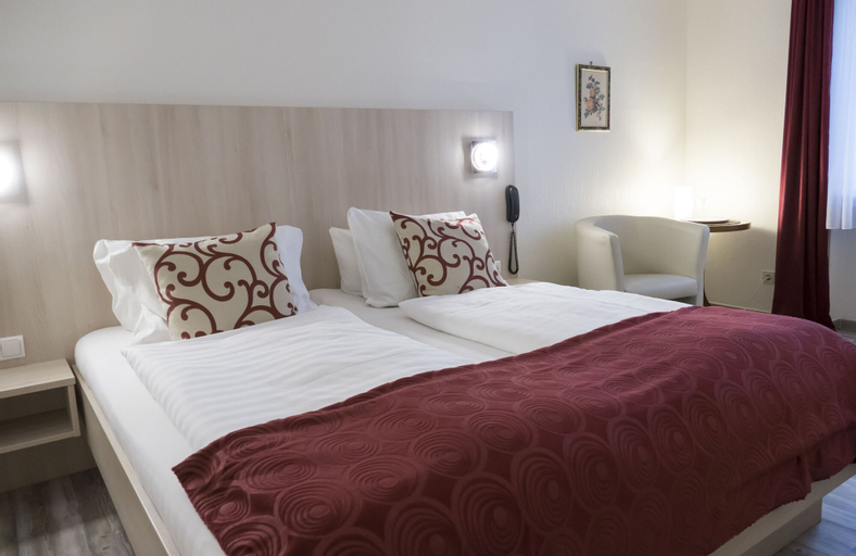 Bedroom 15