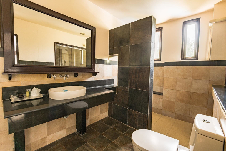Bathroom 4, Koh Tao Regal Resort, Ko Phangan