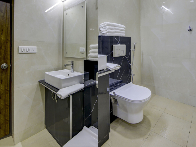 Bathroom 3, Treebo Sai Village, Manesar, Gurgaon