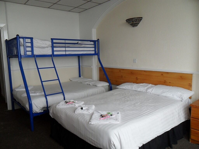 Bedroom 3, Anzy Panzy Hotel and Apartments, Blackpool