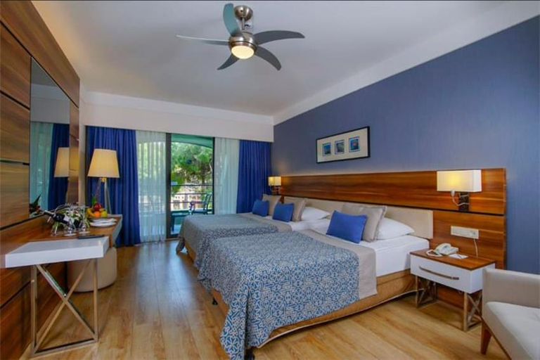 Bedroom 3, Limak Atlantis Deluxe Resort & Hotel, Serik