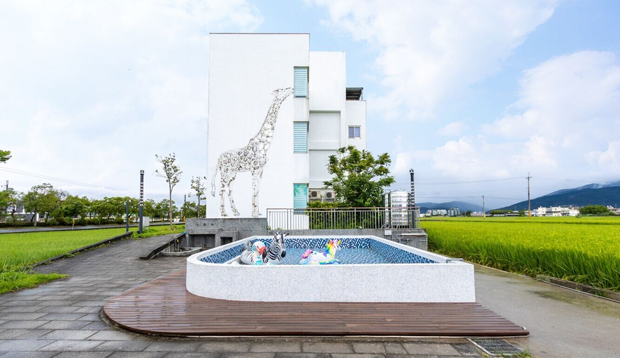 Sport & Beauty, New Wunuanzoo, Yilan