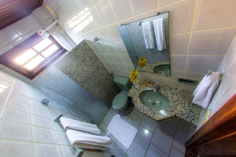 Bathroom, Hotel Porto Dourado, Porto Seguro