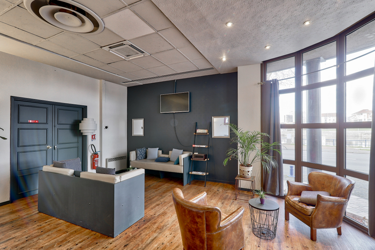 Public Area 3, B&B HOTEL Montluçon Centre, Allier