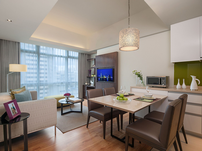 Dining Room 15
