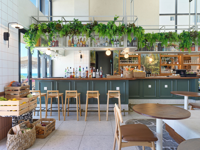 Food & Drinks 5, LIV Mackenzie Beach Suites, Larnaca