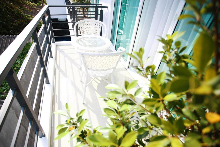 Others 3, One World One Home Naiharn Hotel 一球一村酒店(奈汉店), Phuket Island