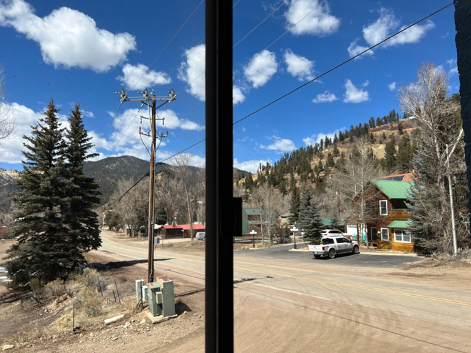 Others 5, Bellamys Ski Haus, Taos