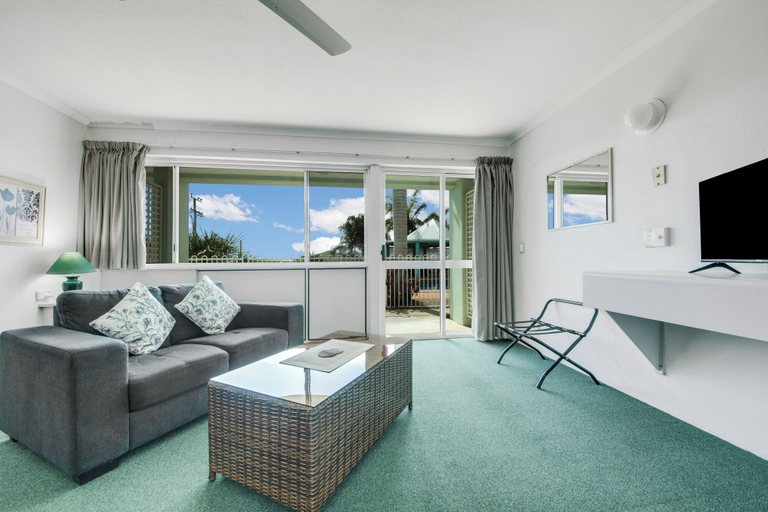 Others 5, Reef Adventureland Motel, Calliope - Pt A