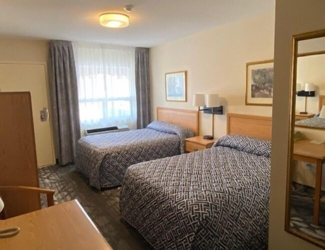 Bedroom 3, Red Dog Inn, Thunder Bay