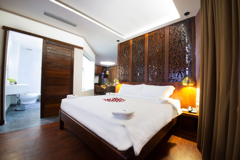 Bedroom 8