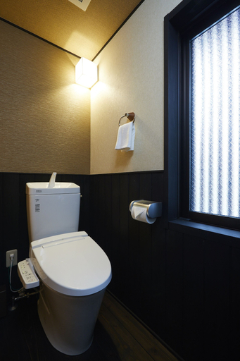 Bathroom 5, Rinn Gion yasakamae, Kyoto