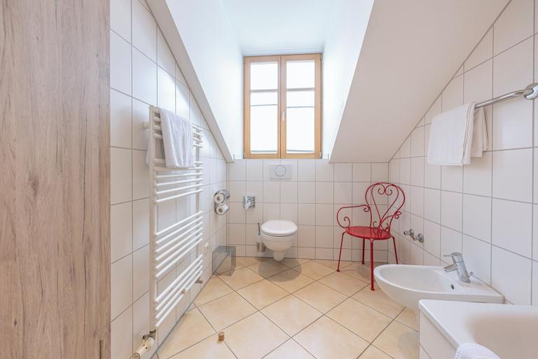 Bathroom 5, Eder, München