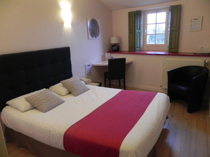 Bedroom 3, Le Pigeonnier du Perron, Vienne