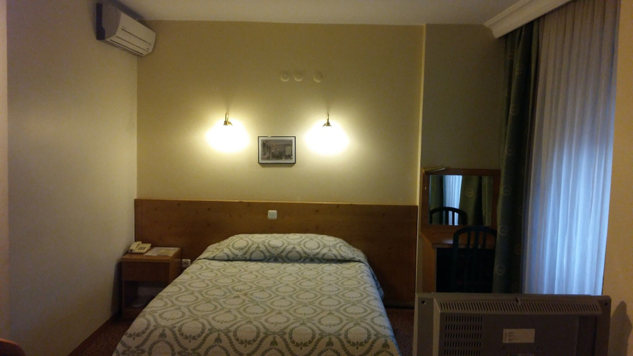 Bedroom 3, Onder Otel, Erbaa