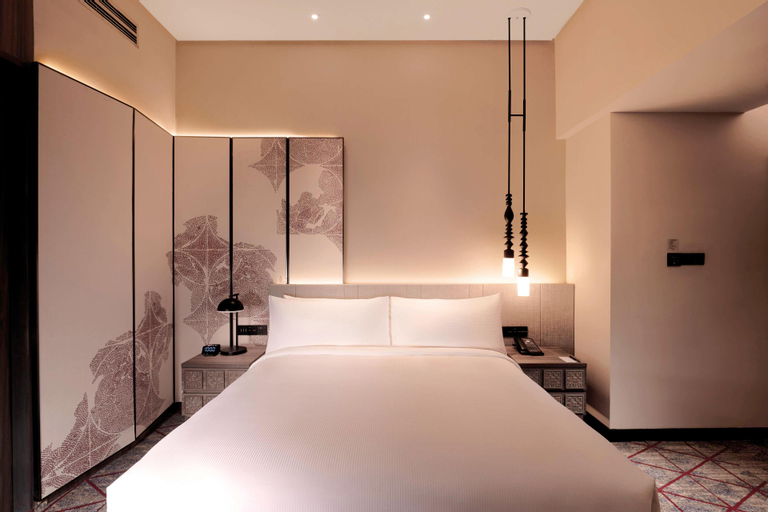 Bedroom 26
