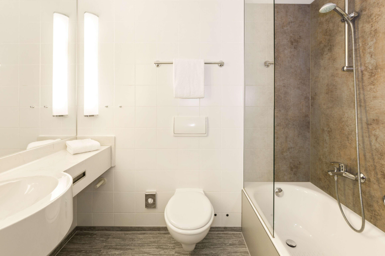 Bathroom 4, Best Western Plus Hotel Dresden City, Dresden