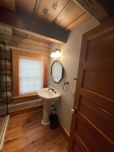 Bathroom 3, Silver Lake Bed and Breakfast, Rockingham