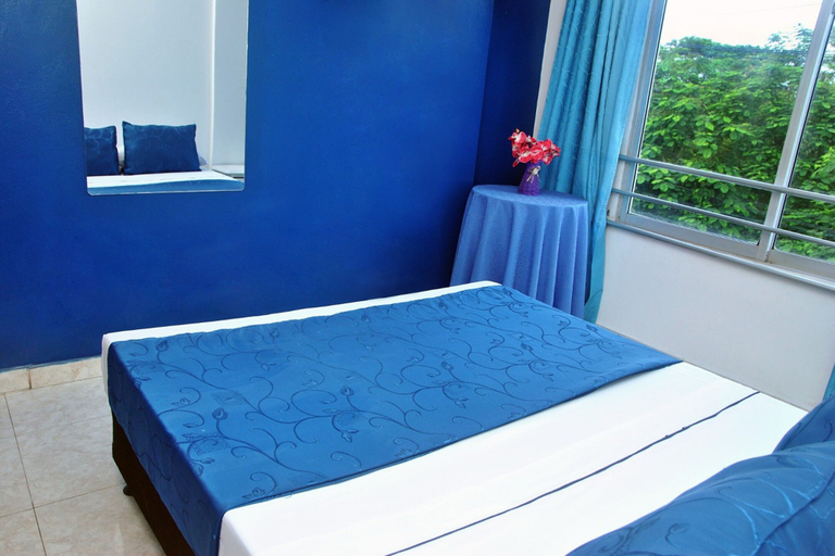 Bedroom 2, Hotel Roisa, Girardot