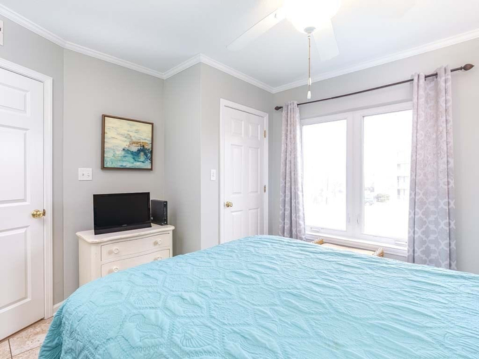 Bedroom 3, Seaside Watch C, Chatham