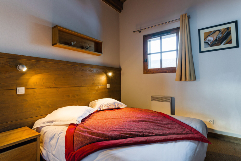 Bedroom 4, Résidence Lagrange Vacances Les Chalets Edelweiss, Savoie