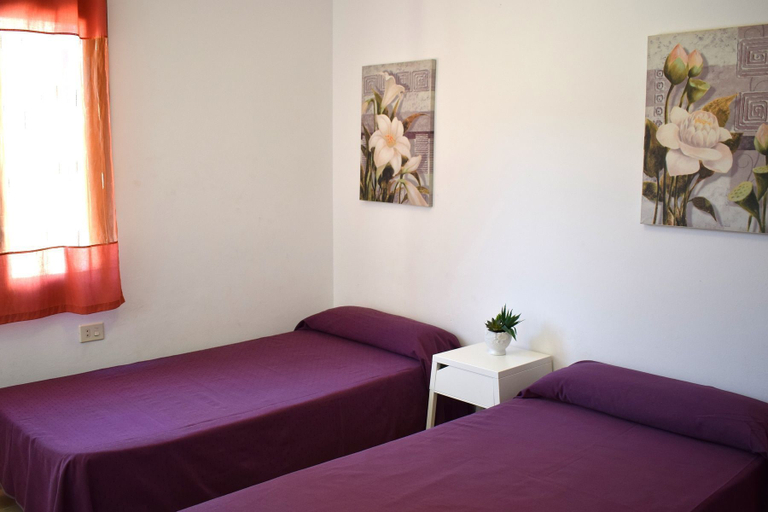 Bedroom 3, Villa del Pi, Tarragona