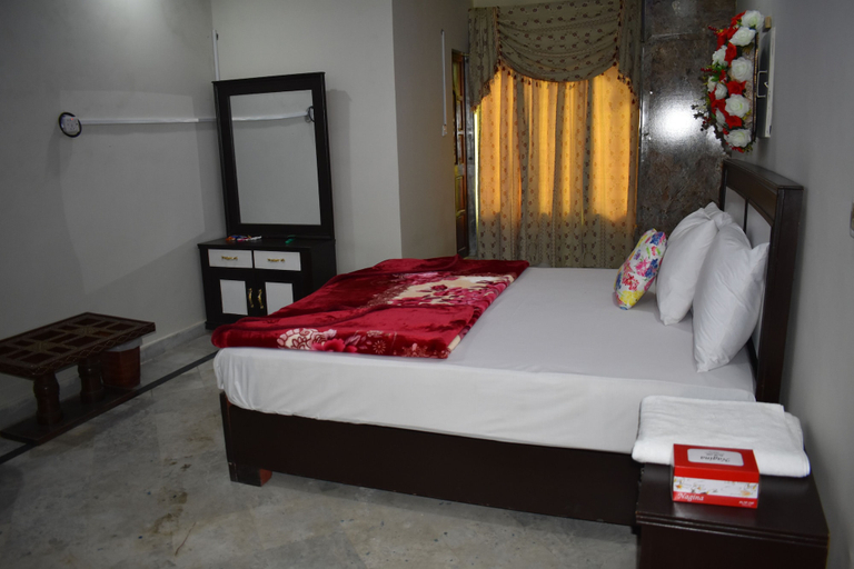 Bedroom 3, Neelum Guest House, Zhob