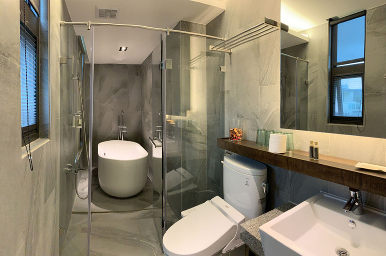 Bathroom 5, Tsang Kuo Resort, Yilan