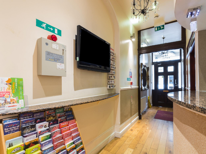 Public Area 2, Notting Hill Gate Hotel, London