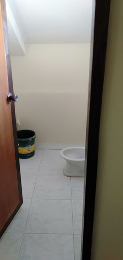 Bathroom, Edward Lodge, San Jose