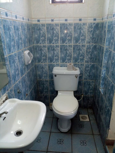 Bathroom, Blue Comfort Hotel, Mvita