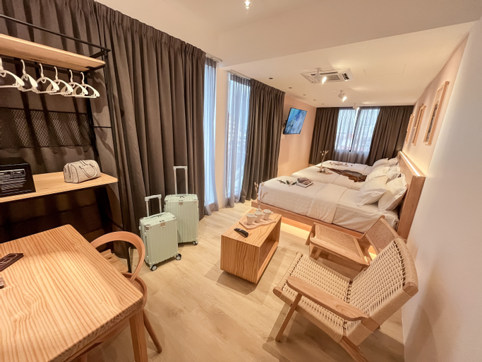 Bedroom 14