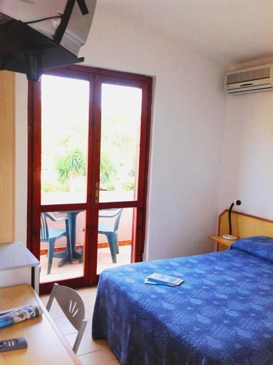 Bedroom 3, Verdemare Sardegna Due, Cagliari