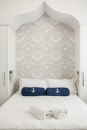 Bedroom 3, Marina Hotel Charming Rooms, Savona