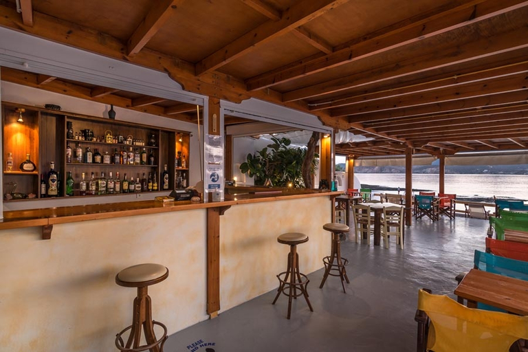 Food & Drinks 4, Apollon Rooms, South Aegean