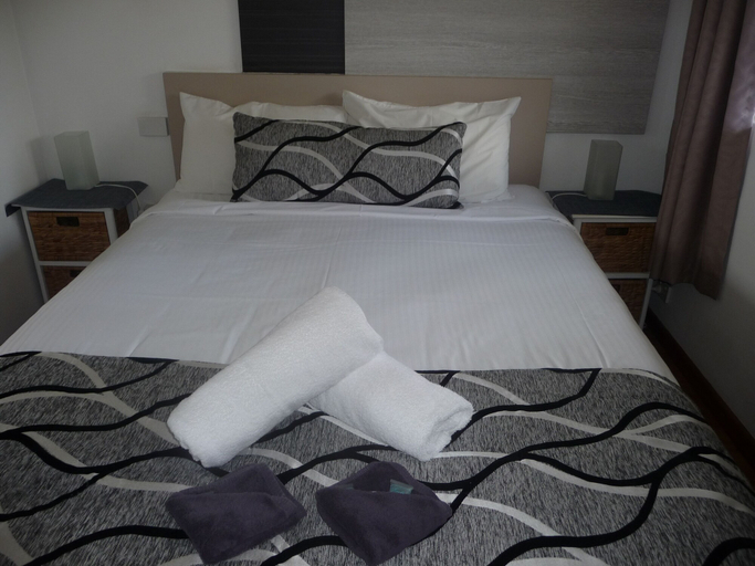 Bedroom 3, Forster and Wallis Lake Motel, Great Lakes