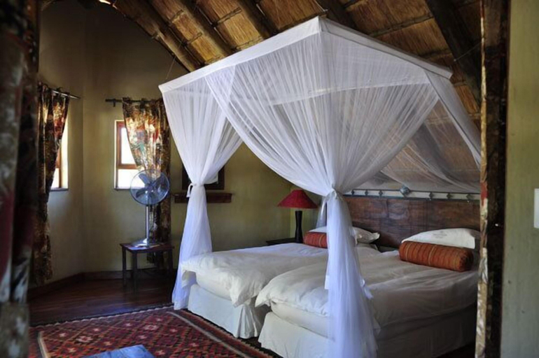 Bedroom 3, Deception Valley Lodge, Ngamiland East