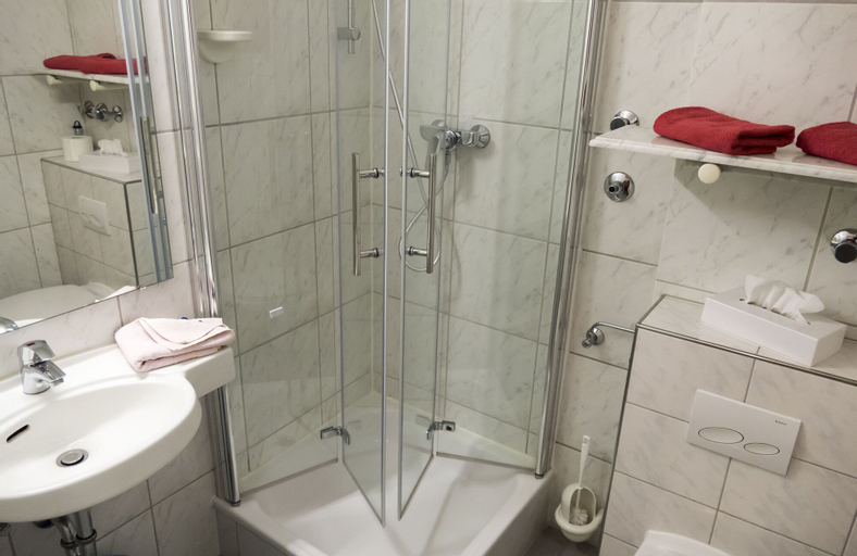 Bathroom 3