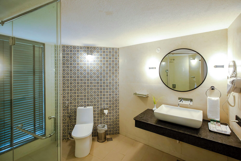 Bathroom 5, MGM Beach Resorts, Kancheepuram