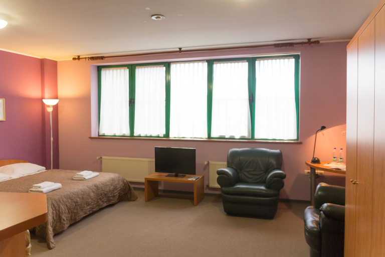 Bedroom 4, Master Hotel Kotelniki, South-Eastern