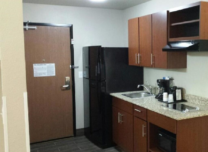 Others 5, Baymont by Wyndham Glendive, Dawson