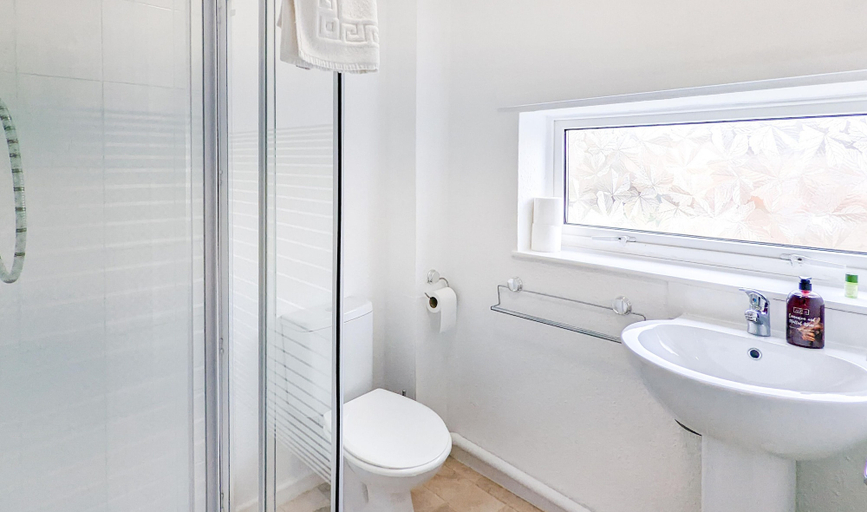 Bathroom 5, Outfield Homes, Peterborough