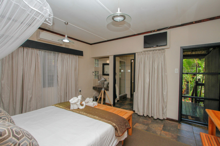 Bedroom 3, Umlilo Lodge, Umkhanyakude