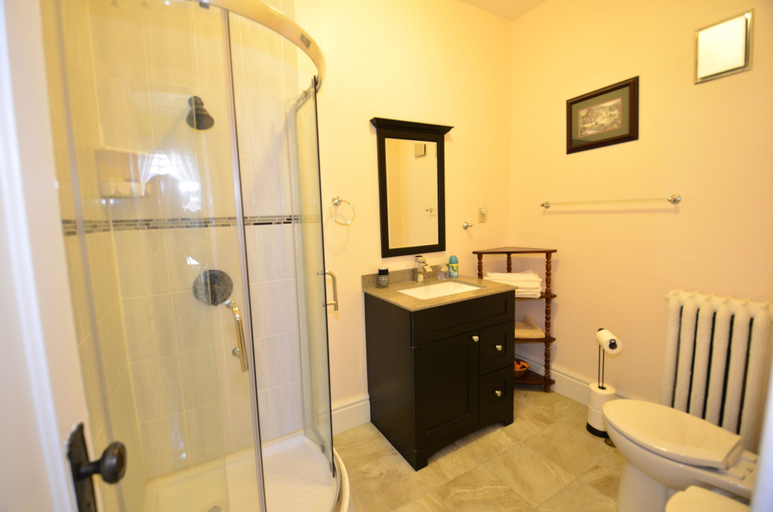 Bathroom 4, Ambassador B&B Guest Home, Perth