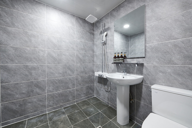 Bathroom 4, Sokcho Good Morning Hotel and Resort, Sokcho