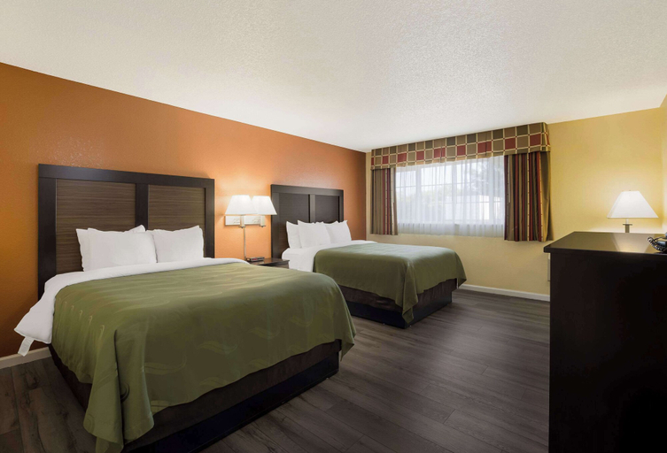Bedroom 2, Quality Inn & Suites Medford Airport, Jackson
