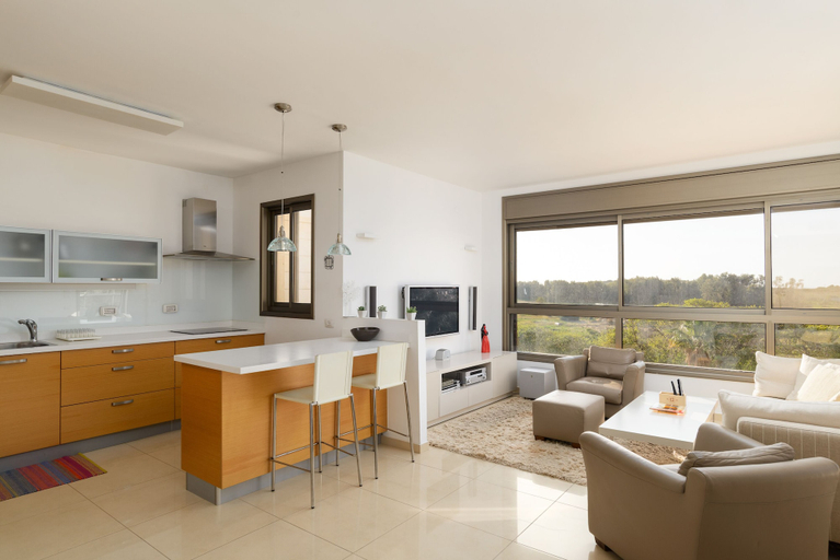 Others 4, Comfort with Terrace over the Hills by FeelHome