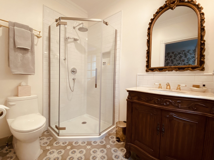 Bathroom 4, Maison Rose, Vaudreuil-Soulanges