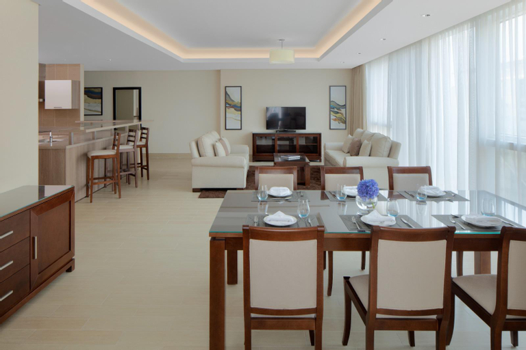 Dining Room 22